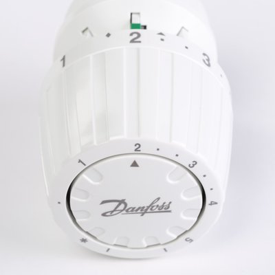 Tête thermostatique de radiateur classique (bulbe incorporé) RA2990 - Danfoss