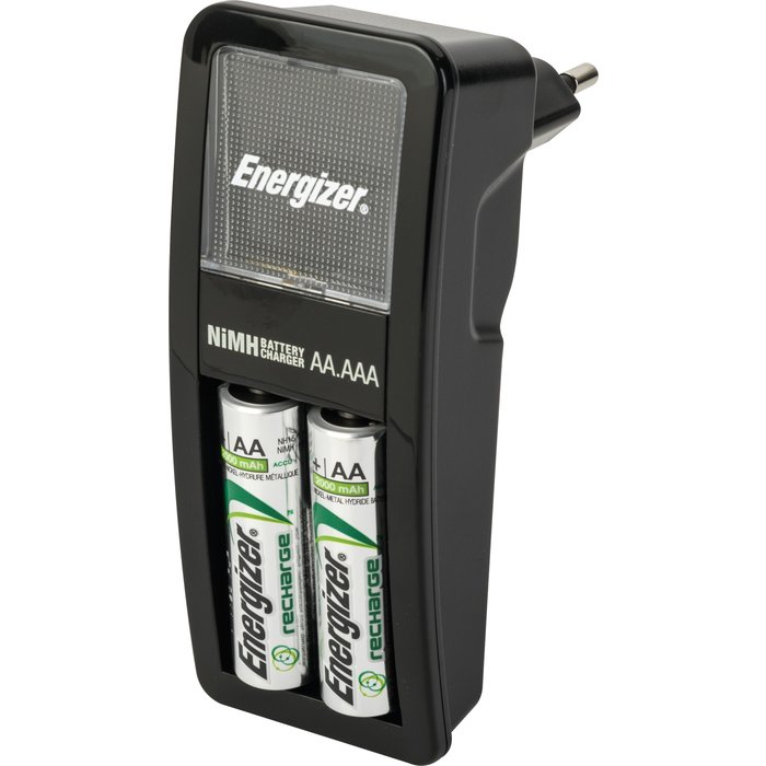 Chargeur compact Energizer pour accus AA et AAA -  piles rechargeables AA-3