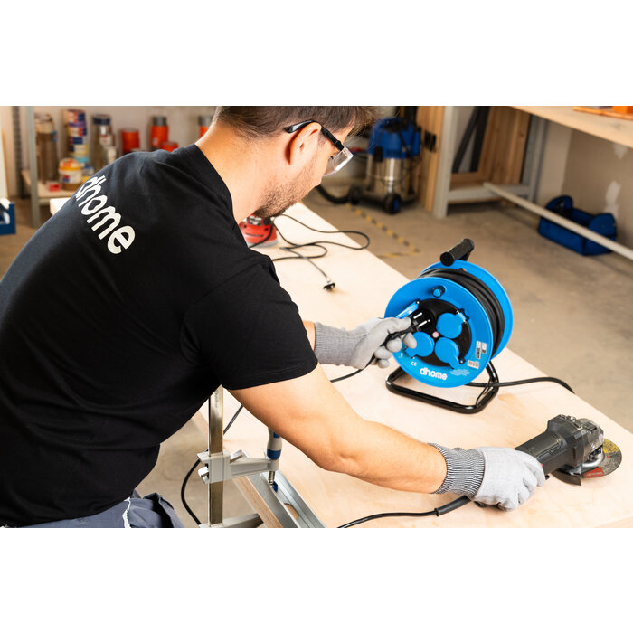 Enrouleur professionnel - Dhome - 4 prises 2P+T avec clapet - Câble H07 RN-F 3G1,5 mm²-10